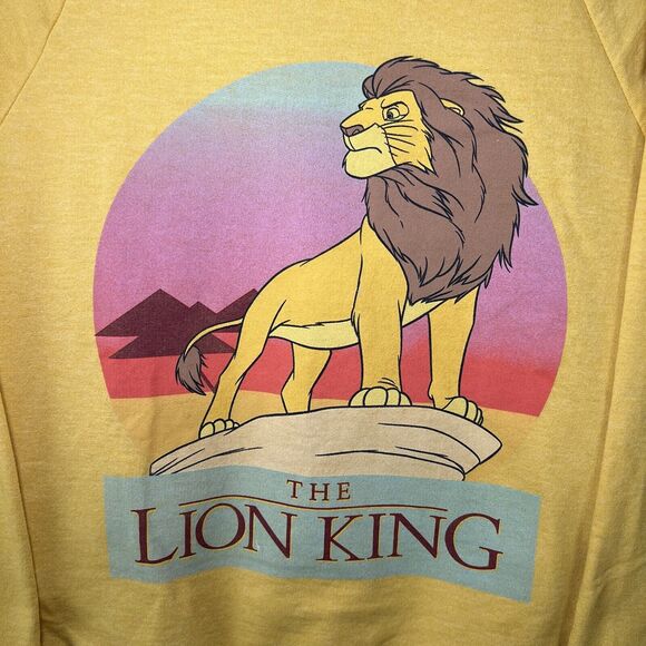 Disney The Lion King Crew Neck Sweatshirt Womens Size Medium Yellow‎ Long Sleeve - Picture 2 of 9